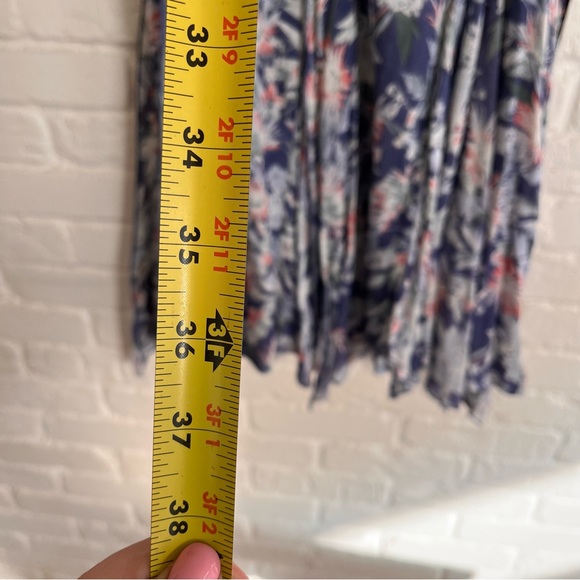 Never worn Lulus For Always Floral Dress - Picture 16 of 16